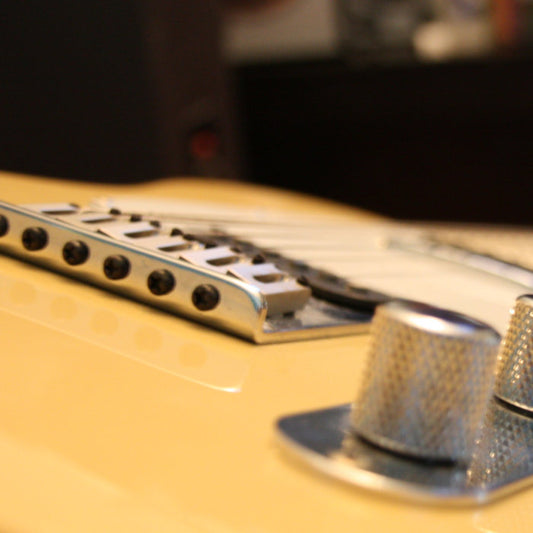Easy Chill Groove Reggae Backing Track in C#m